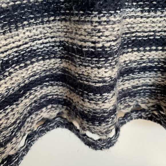 Anthropologie Paper Crane Sweater - Picture 3 of 9